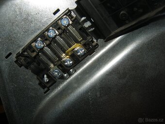 Elektrický funkční plotýnkový sporák AMICA model EE5160 - 6