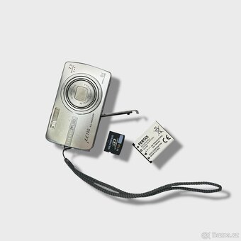 OLYMPUS mju 740 digital camera - 6