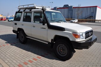 Toyota HZJ 76 Land Cruiser - NOVÉ AUTO - 14 km - 4.2 Diesel - 6