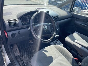 VOLKSWAGEN SHARAN AUTOMAT 1.9TDI 85KW 10/2009 - 6