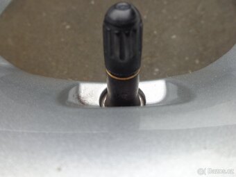 5x114,3 R16 letna sada kol Hyundai Tucson s TPMS - 6