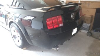 Ford Mustang GT California 2007 V8 4,6l manuál TOP ZVUK - 6