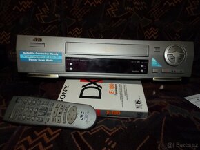 videorekordéry AIWA a JVC - 6