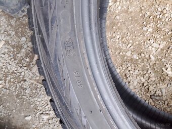 275/40/21 107v Nokian - zimní pneu 4ks - 6