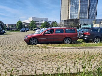 Volvo V 70 2,4 TD 2002 kombi automat - 6
