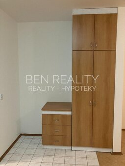 Exlusivně nabízíme na pronájem - cihlový byt 1+1 36m2 v klid - 6