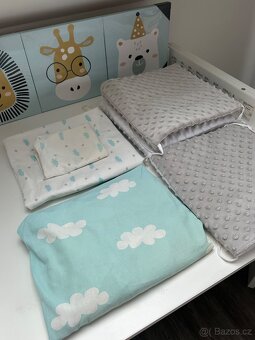 Dětský pokoj KOMPLET postýlka přebalovací pult skříně IKEA - 6