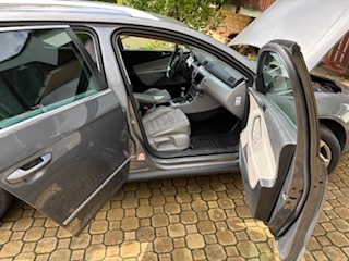VOLKSWAGEN PASSAT 2,0 TDi 103 KW - 6