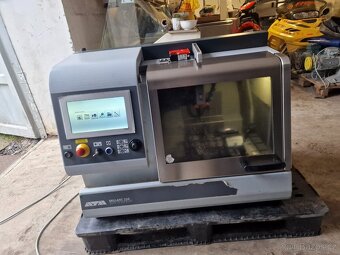 Qcut 350 ATA Brillant 250 stolni rozbrušovací pila– největší - 6