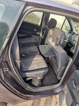 Nabízím Renault Grand Scenic 1,9dci najeto 313000km 7 míst - 6