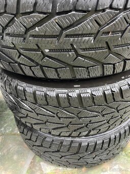 Disky original VW R17 ET50 zimní pneu 235/65 108H - 6