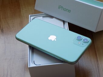  APPLE iPhone 11 256GB Green - ZÁRUKA - TOP STAV - 100%BAT. - 6