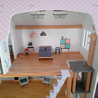 Dětský dřevěný domeček pro panenky - 6
