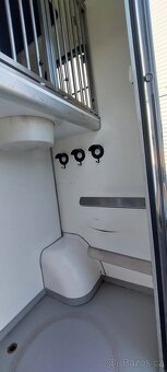 Přepravník koní Renault ATM 5-místný - 6