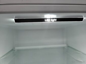 velká NEREZ lednice, moderní 185x60 - 6