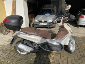 Piaggio beverly 300/2012 - 6