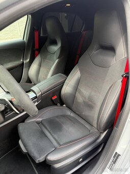 Mercedes-Benz A45s AMG - 6