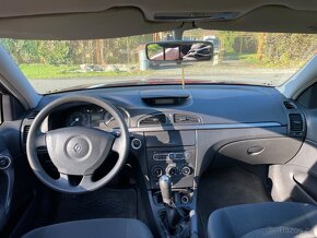Renault Laguna Combi 1.6 16V - 6