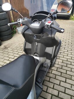 Piaggio MP3 ie - 6