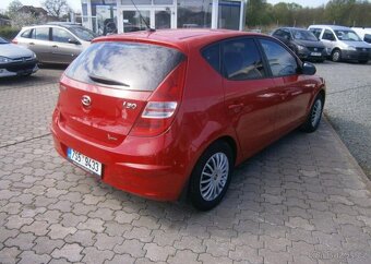Hyundai i30 1.4i 80kw,CZ benzín manuál 80 kw - 6