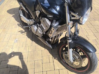 Honda Hornet 900 RV.2005 - 6