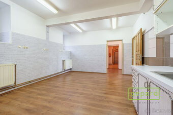 Prodej nemovitosti 120 m², Rohová 548/1, Karlovy Vary - 6