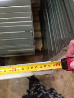 Plechová police - 6