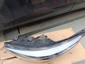 LEVÉ PŘEDNÍ SVĚTLO xenon KIA CEED 12-18 - 6