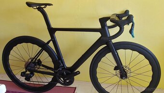 silniční karbonové kolo s elektronickým řazením - 6