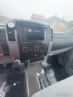 Prodám VW Crafter 2.5 TDi - 6