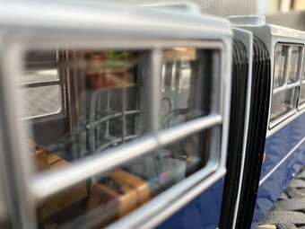 Ikarus 280 BKV Budapešť 1:43 Premium Classixxs - 6