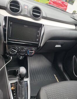 Suzuki Swift 1.2 Dualjet Hybrid CVT Comfort - 6