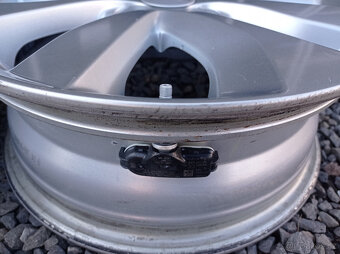 4x100 Kia Rio 5,5Jx15 ET36 alu disky - 6
