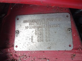 Peugeot 205 - 6