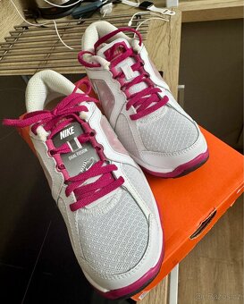 Nike Women Fusion Run - 6