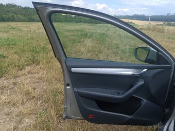 Octavia III combi 1.4 TSI ALU tažné výhřev multifunkce - 6