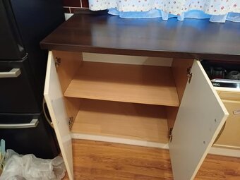 Kuchyňská linka včetně spotřebičů - 6