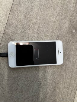 Konvolut iPhone různé modely - 6