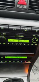 Skoda Octavia 1,6 Mpi 75 kw - 6