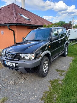 Nissan Terrano II - 6