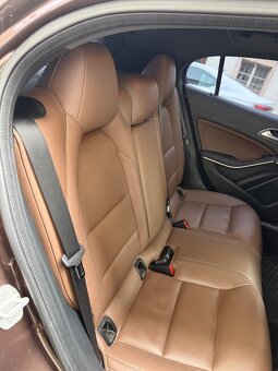 MERCEDES BENZ GLA 200 CDI 4Matic - 6