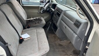 Volkswagen Transporter T4 - 6