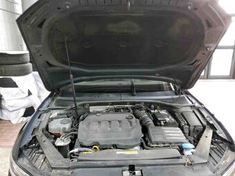 Volkswagen Passat kombi 2.0tdi DSG LED KAMERA VIRTUAL - 6