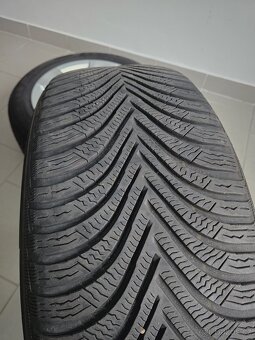 Orig. BMW 5er 5x120 Zimní 225/55/17 - top - 6
