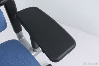 Kancelářská židle Steelcase Please pc 28500,- - 6