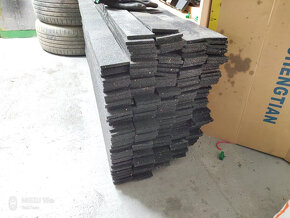 Protiskluzový pás šíře 7cm, délka 123cm, síla 8mm - 6