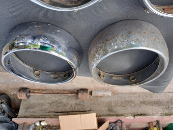 Jawa + ČZ - rámečky světel Škoda Octavia - 6