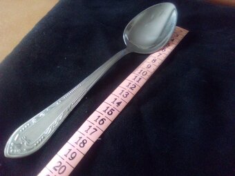 RETRO  NEREZOVÉ LŽÍCE 12ks - VIDLIČKY 12ks - NEPOUŽITÉ - 6