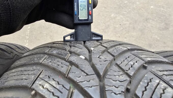 Zimní pneu 205/60/16 Continental - 6