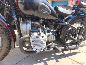 Moto M750 - 6